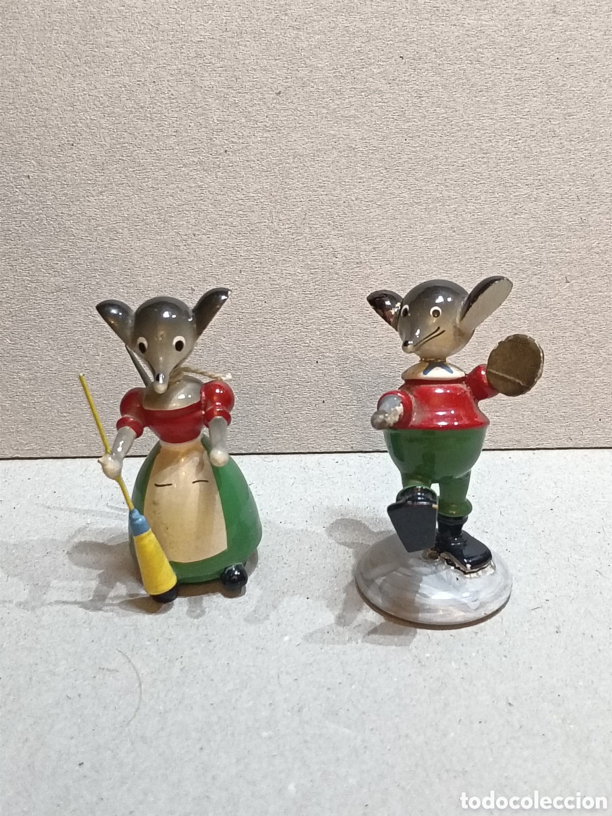 Juguetes antiguos y juegos de colecci&oacute;n: Pareja figuras de Goula 50 mm.