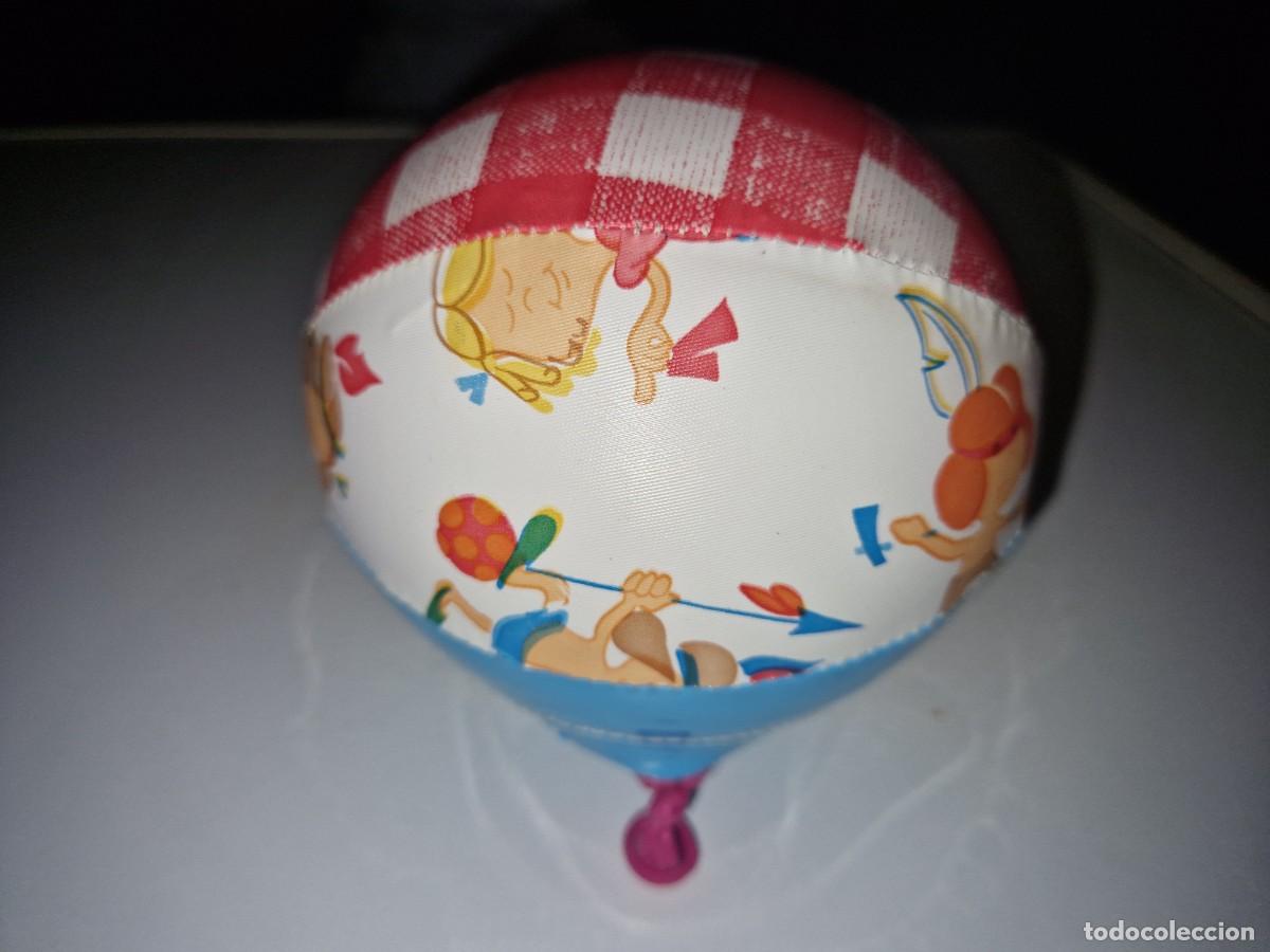 Juguetes antiguos y juegos de colecci&oacute;n: JUGUETE NOSTALGICO, ANTIGUA PELOTA con GLOBO, A&Ntilde;OS 60 , tipico juguete de QUIOSKO, KIOSKO