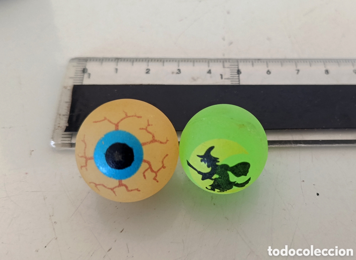 Juguetes antiguos y juegos de colecci&oacute;n: Pelotas goma brillan en la oscuridad glow terror Halloween