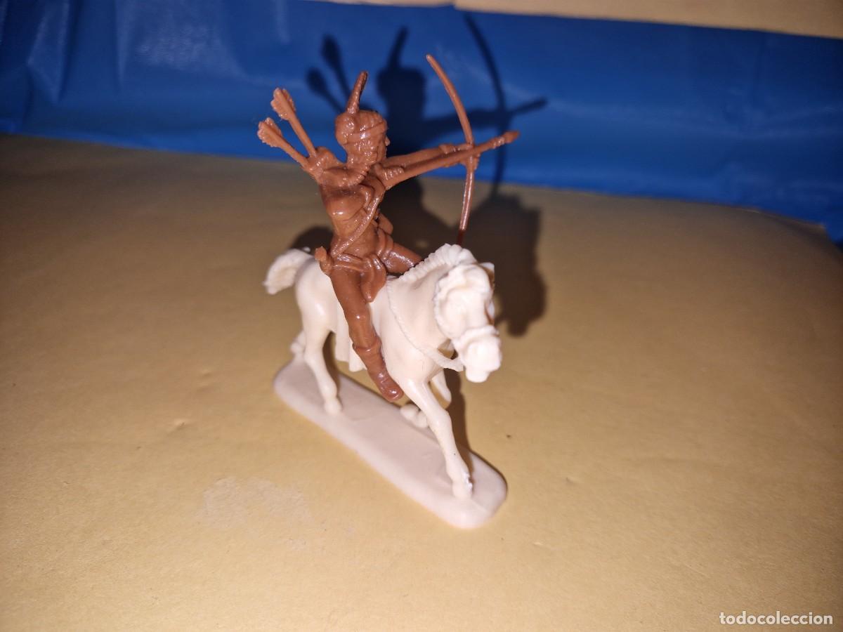 Juguetes antiguos y juegos de colecci&oacute;n: INDIO Y CABALLO- ANTIGUAS FIGURAS DEL OESTE