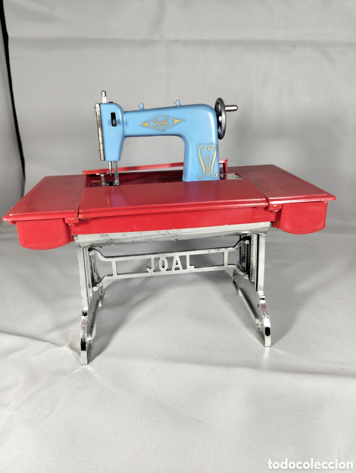 Antique Toys and Collectible Games: Miniaturas maquina de coser joal antigua