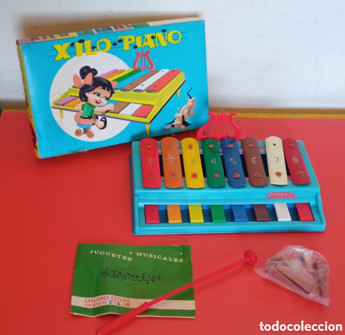 Juguetes antiguos y juegos de colecci&oacute;n: PIANO XIL&Oacute;FONO 8 NOTAS.GUILLEM 70'S.NUEVO EN CAJA.