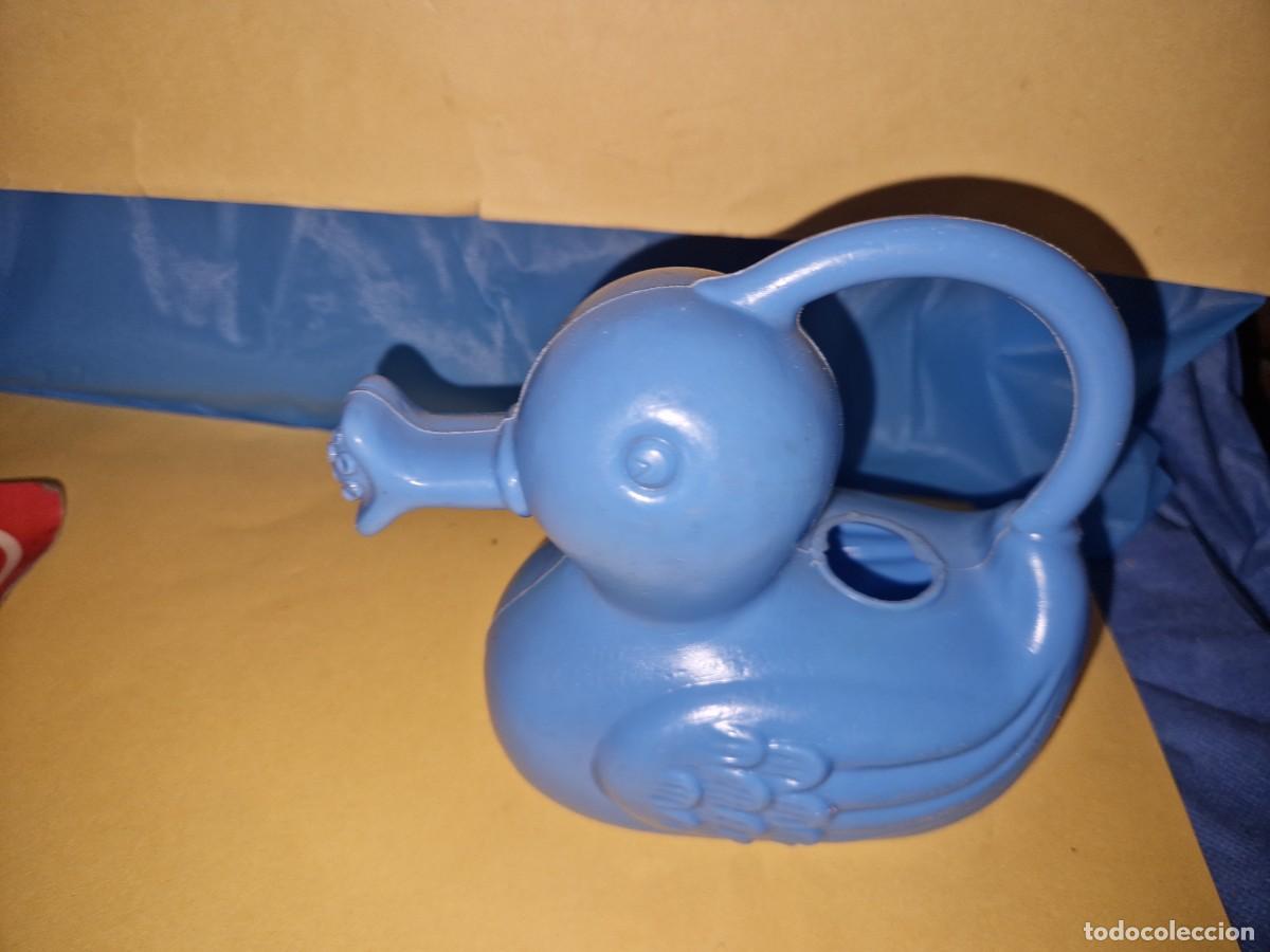 Juguetes antiguos y juegos de colecci&oacute;n: REGADERA CON FORMA DE PATO , JUGUETE DE PLASTICO A&Ntilde;OS 60-70