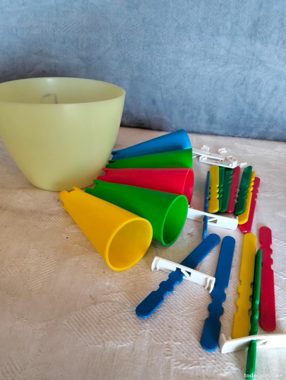 Juguetes antiguos y juegos de colecci&oacute;n: Lote palos palitos y cubos cubilotes de colores rojo verde amarillo azul repuesto juego de mesa