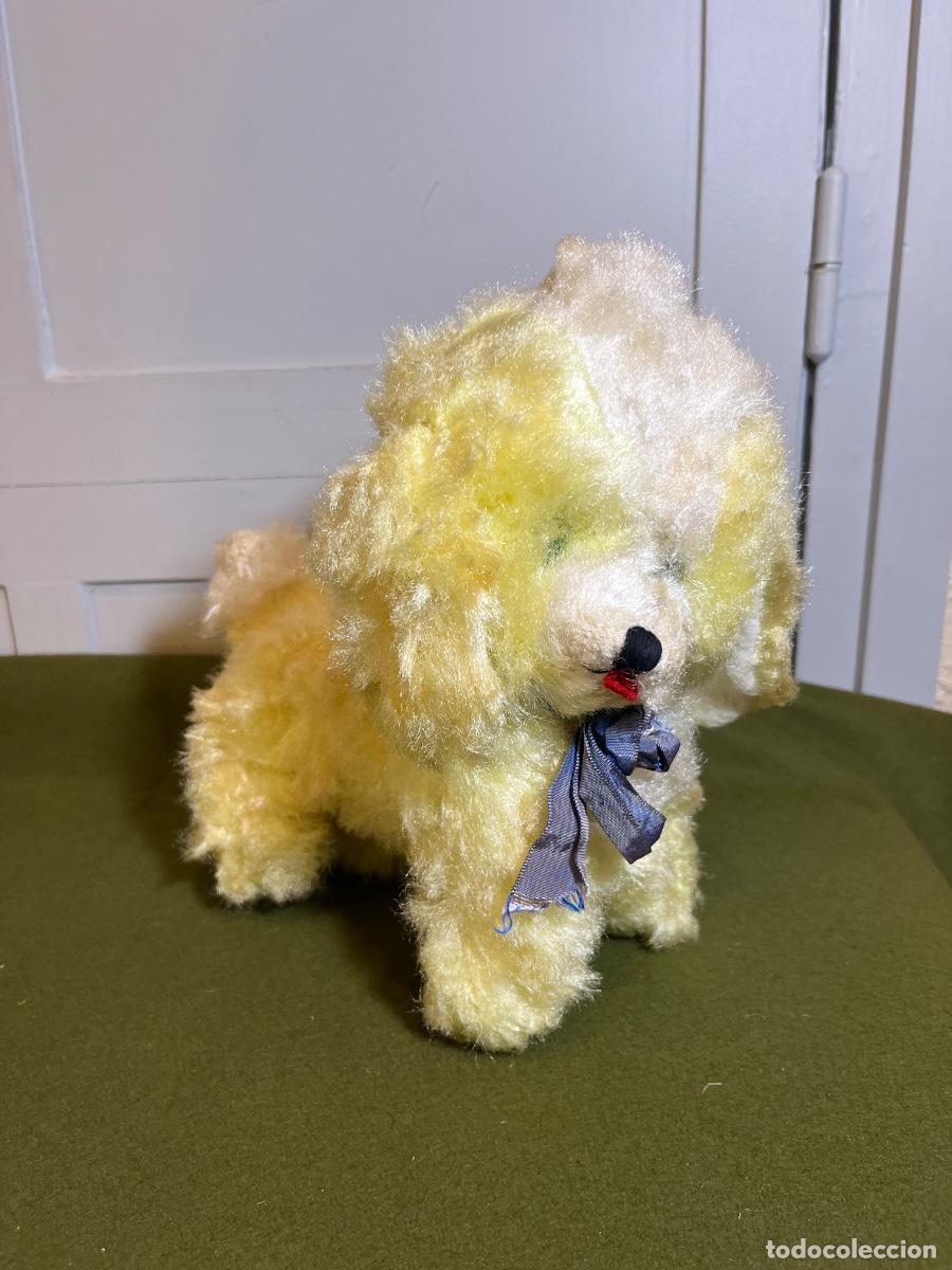 Juguetes antiguos y juegos de colecci&oacute;n: Perrito de peluche vintage caniche a&ntilde;os 70 juguete antiguo espa&ntilde;ol perro de felpa r&iacute;gido decoraci&oacute;n