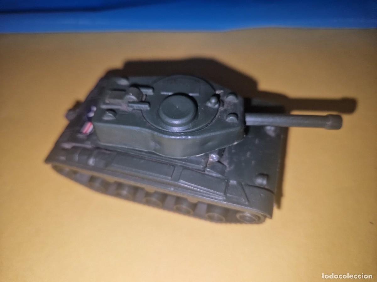 Juguetes antiguos y juegos de colecci&oacute;n: TANQUE , JUGUETE DE PLASTICO