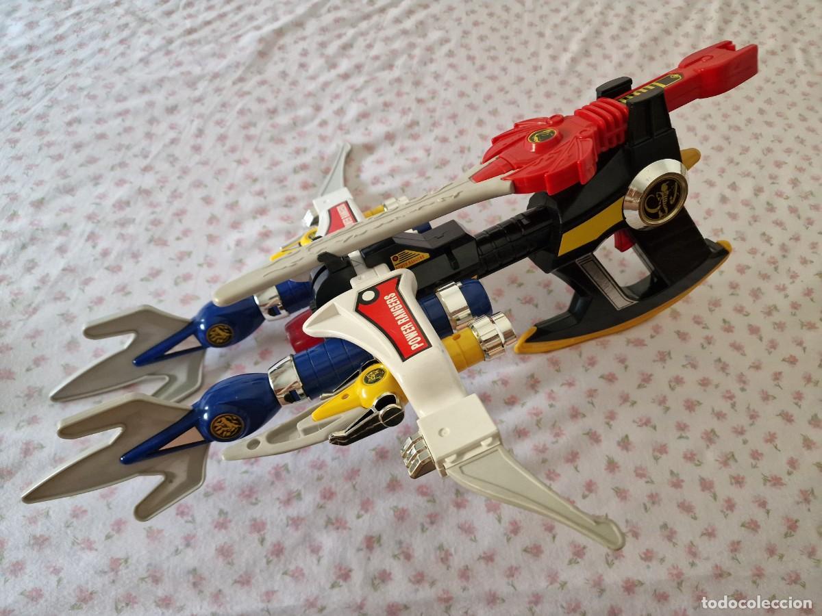 Juguetes antiguos y juegos de colecci&oacute;n: Lote 2791. Hacha y accesorios Power Rangers