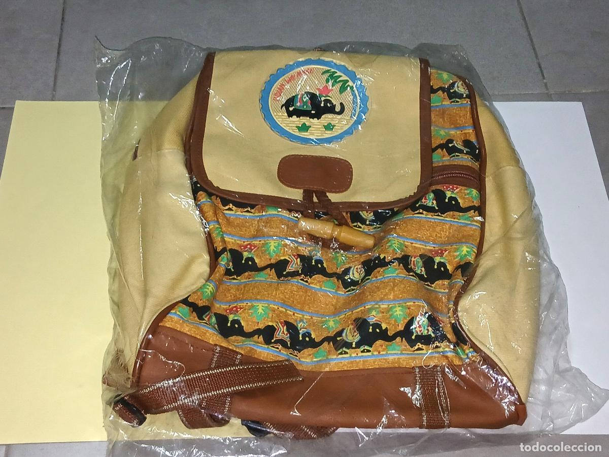 Juguetes antiguos y juegos de colecci&oacute;n: Mochila estilo indio, hecha en Ibi, a&ntilde;os 80-90