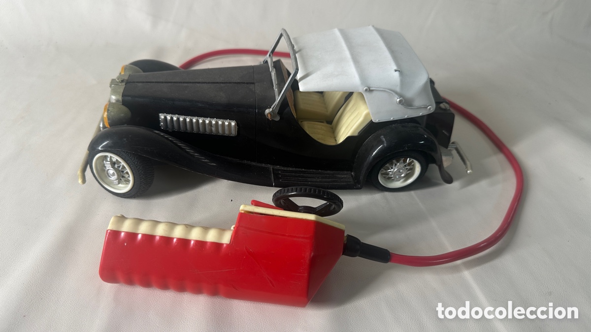 Juguetes antiguos y juegos de colecci&oacute;n: Coche cabledirigido Sanchis Espa&ntilde;a