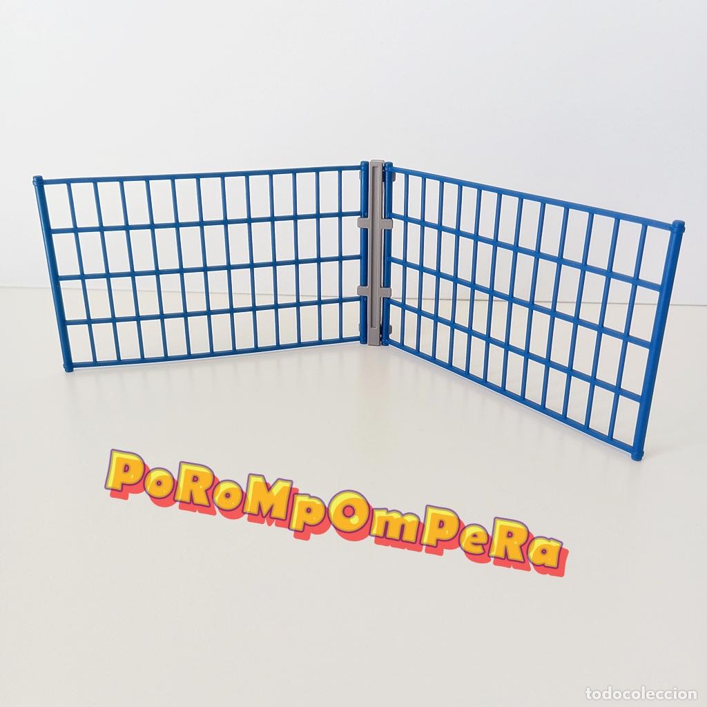 Juguetes antiguos y juegos de colecci&oacute;n: PLAYMOBIL VALLAS REJILLA AZUL ZONA CARGA DESCARGA PUERTO SIMILAR 4314 REJA CG6
