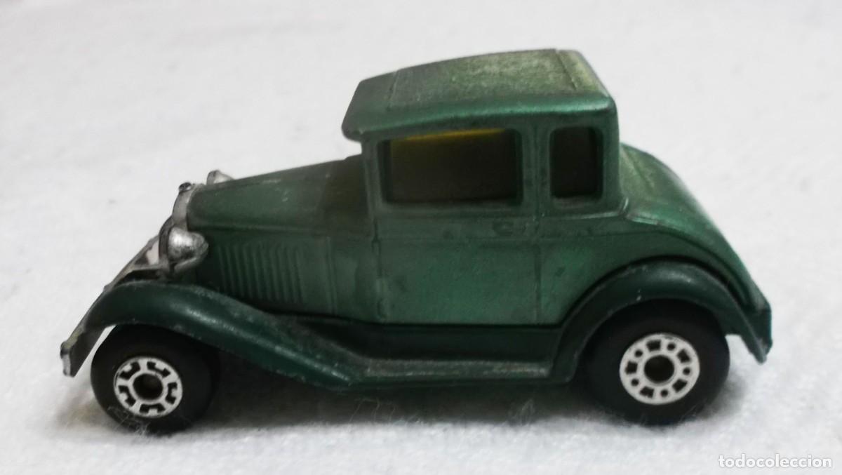 Juguetes antiguos y juegos de colecci&oacute;n: coche matchbox modelo ford color verde Lesney ingles