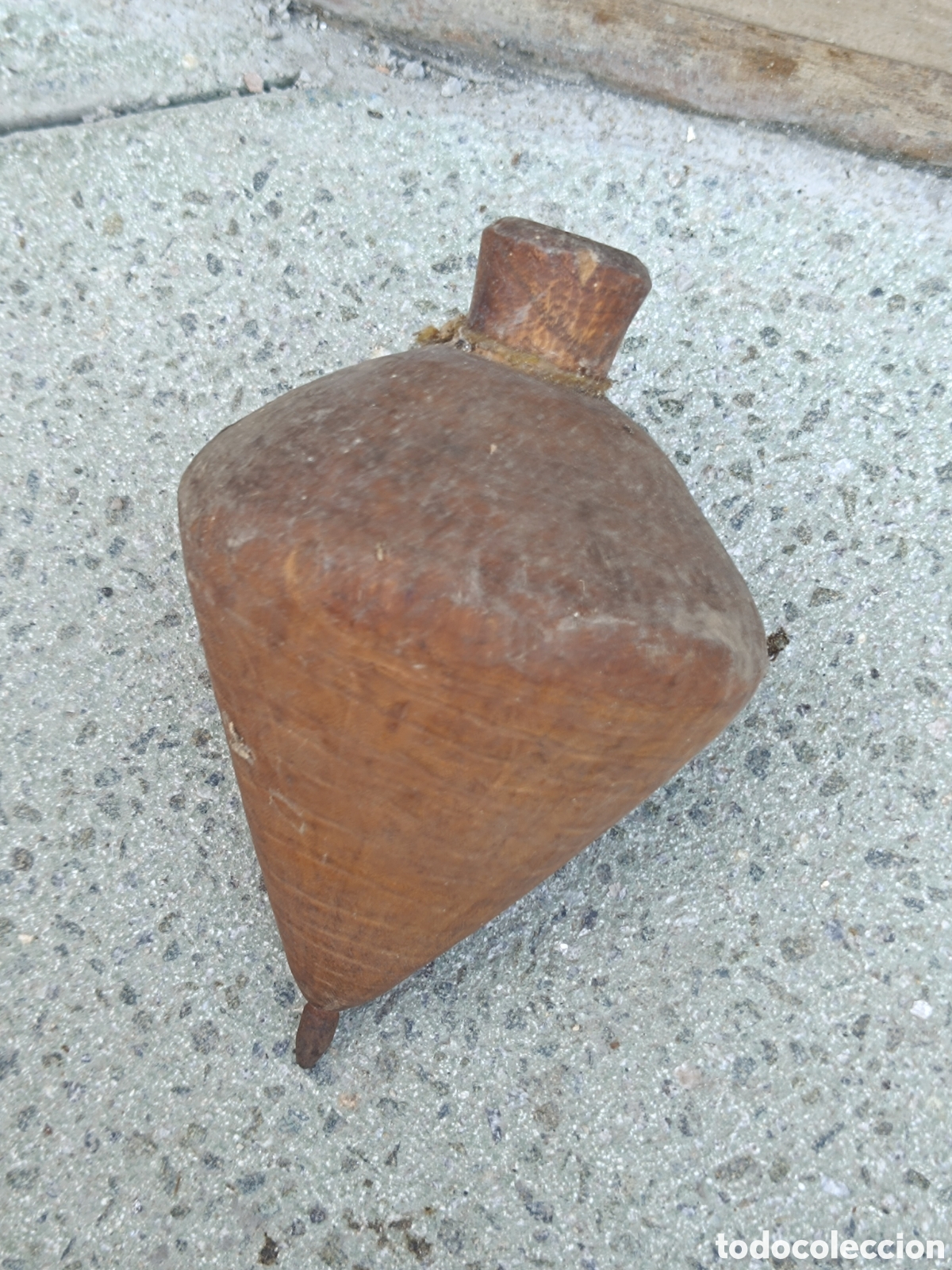 Juguetes antiguos y juegos de colecci&oacute;n: Peonza de madera gran tama&ntilde;o