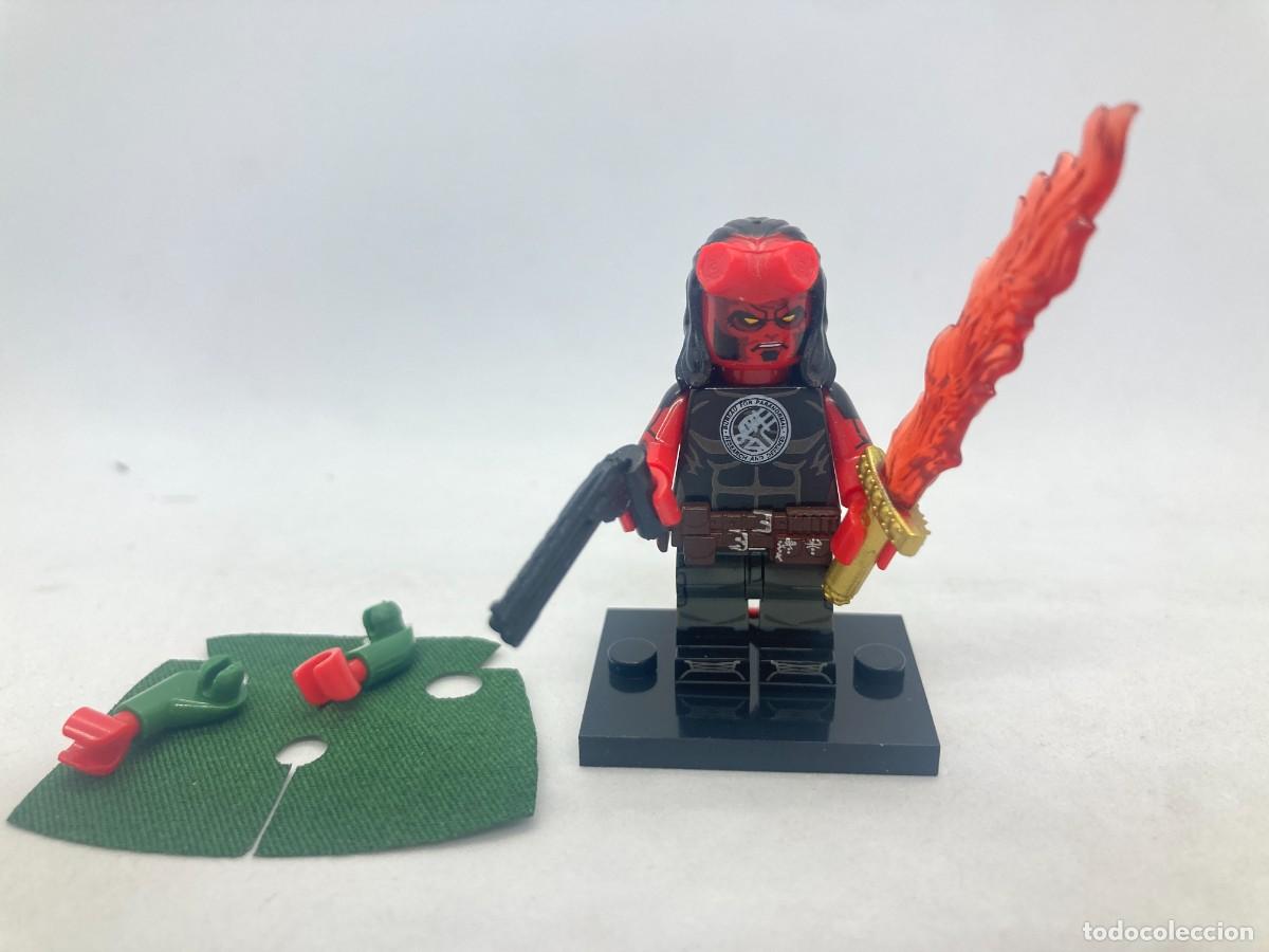 Juguetes antiguos y juegos de colecci&oacute;n: Minifigura Superh&eacute;roes Hellboy