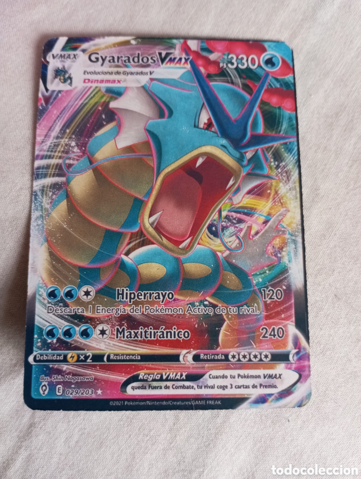 Juguetes antiguos y juegos de colecci&oacute;n: Carta Pok&eacute;mon gyarades VMAX cielos evolutivos 029/203 ultra rara