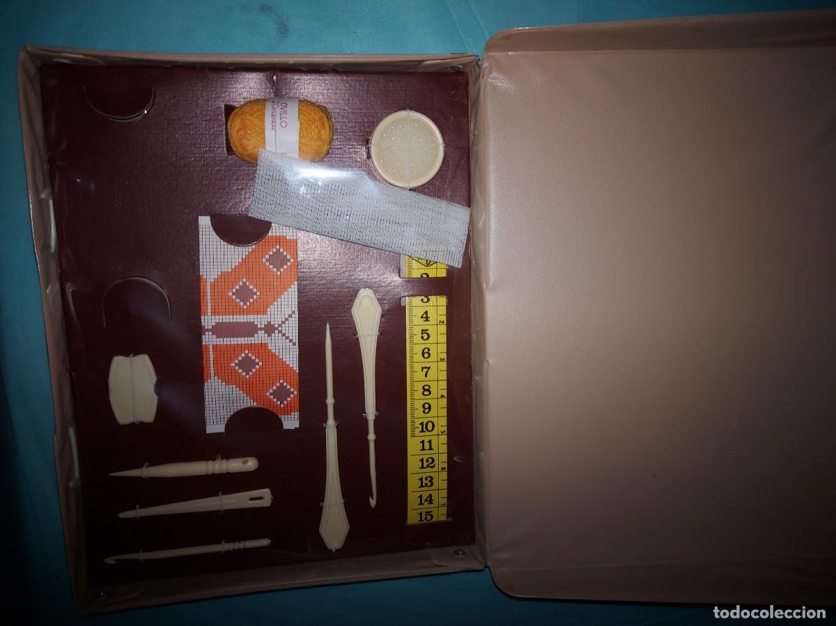 Juguetes antiguos y juegos de colecci&oacute;n: ANTIGUO NECESER MALETIN DE COSTURA DE LA SE&Ntilde;ORITA PEPIS - A&Ntilde;OS 70