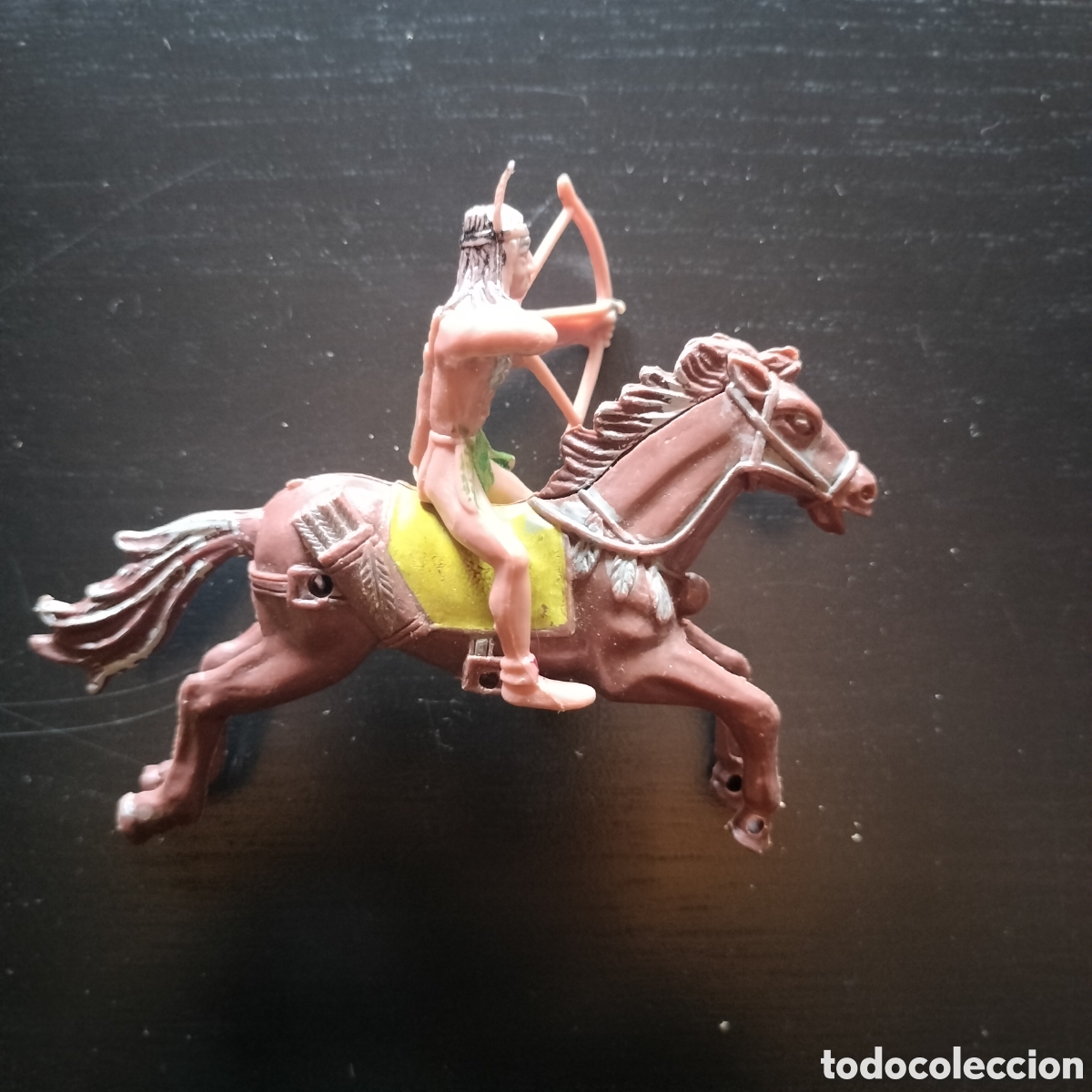 Juguetes antiguos y juegos de colecci&oacute;n: caballo con indio plastico