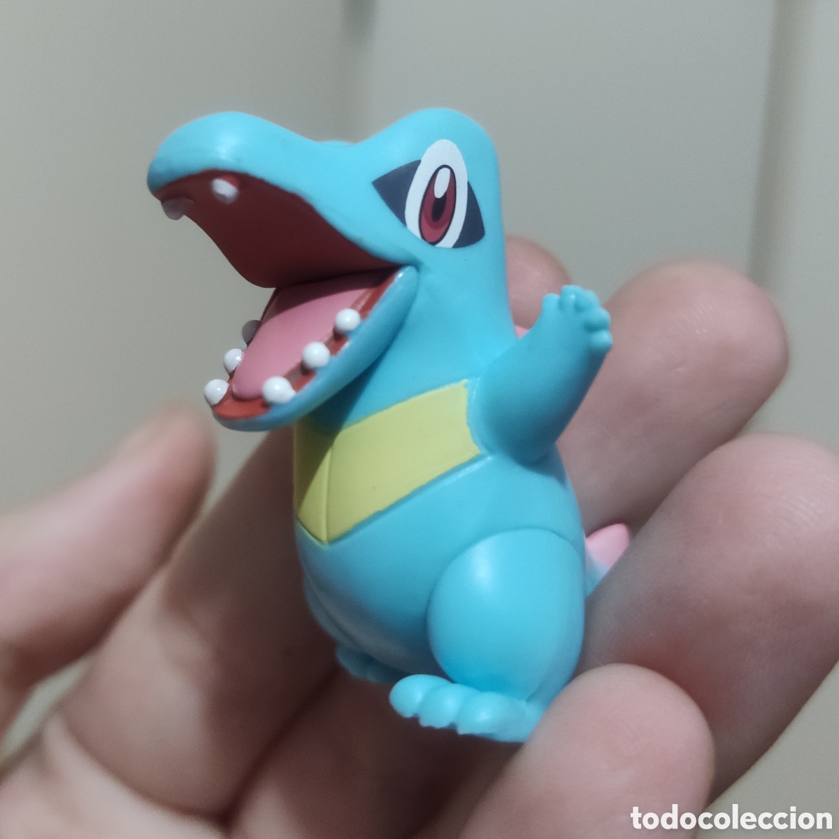 Juguetes antiguos y juegos de colecci&oacute;n: Figura Pok&eacute;mon Totodile Jazwares