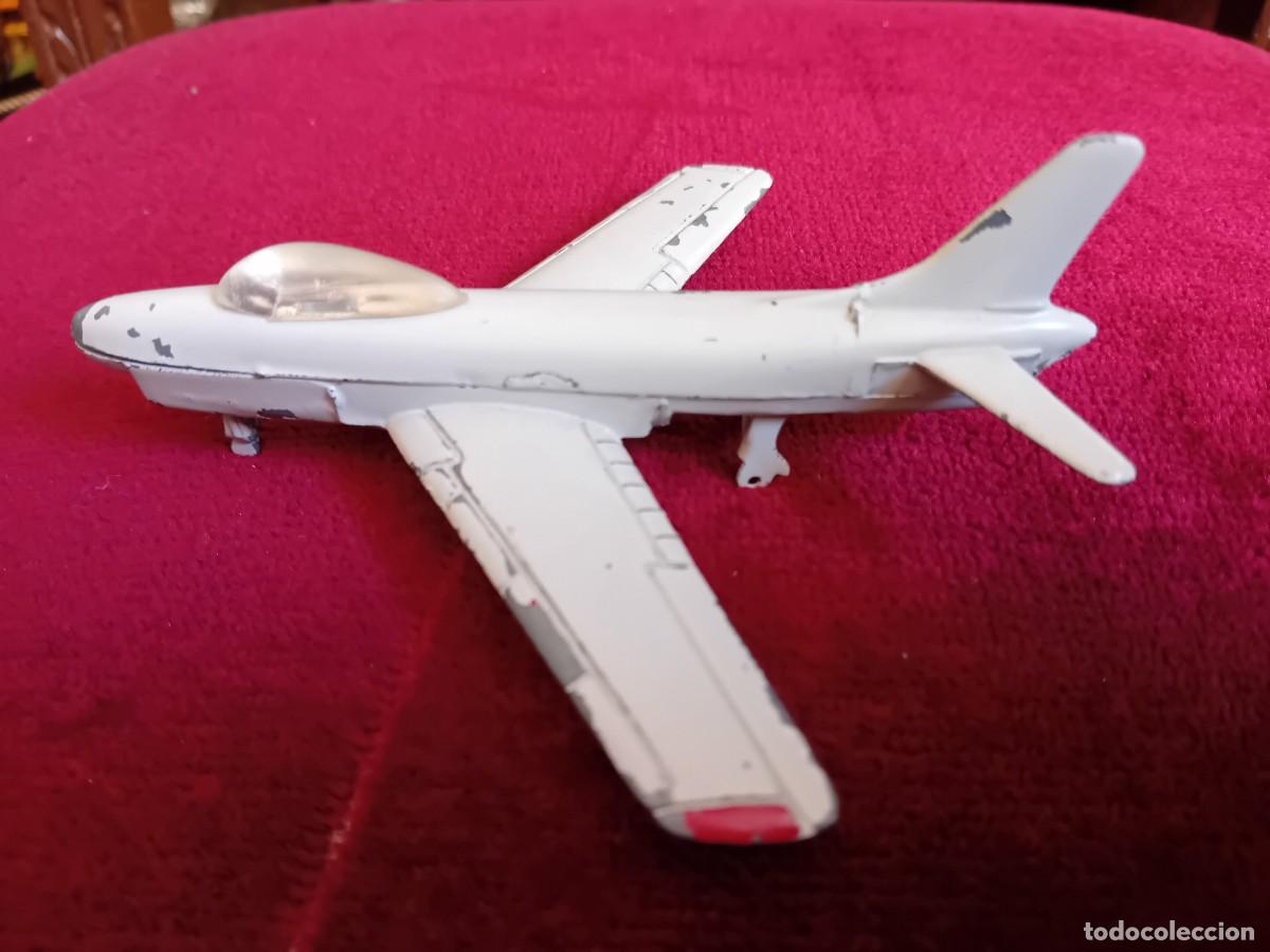 Juguetes antiguos y juegos de colecci&oacute;n: Avi&oacute;n de plomo Sabre Jet F86, d&eacute;cada de los 50/60