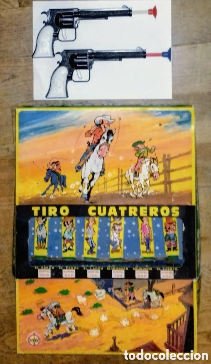 Juguetes antiguos y juegos de colecci&oacute;n: antiguo TIRO CUATRERO en NORMAL ESTADO (incluye pistolas y ventosas como se puede ver en la fotos)