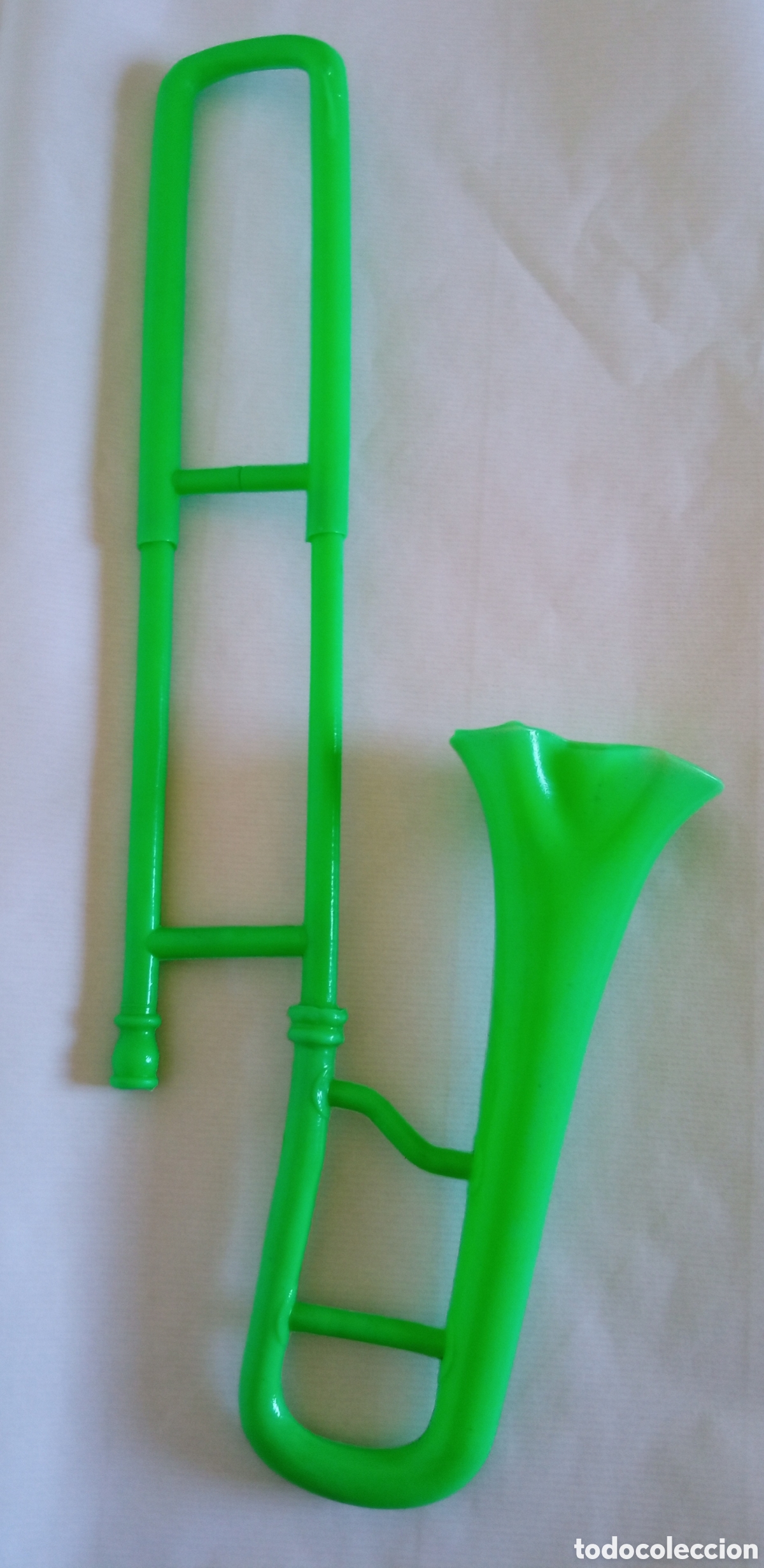 Juguetes antiguos y juegos de colecci&oacute;n: TROMB&Oacute;N SONORO EXTENSIBLE Y PLEGABLE,DE PL&Aacute;STICO SOPLADO.NACIONAL 60'S.NUEVO.
