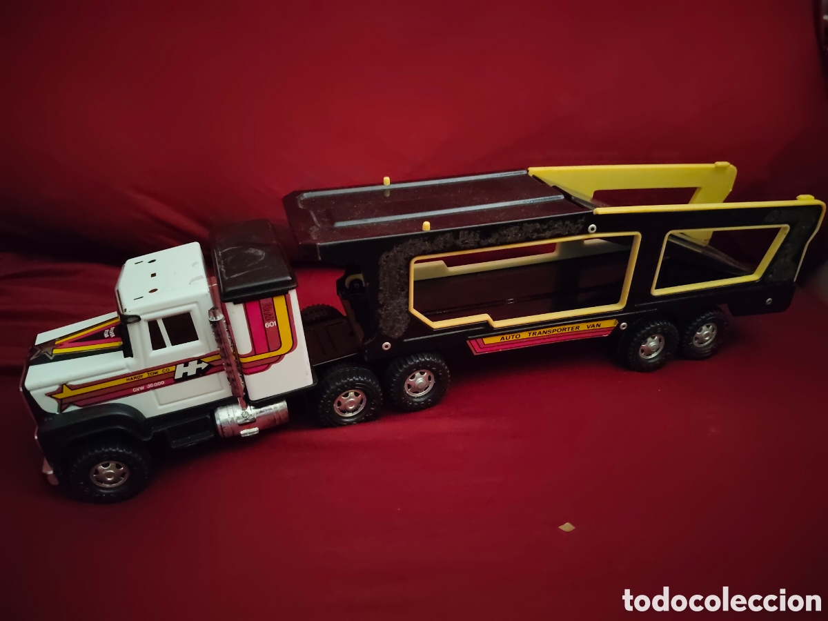 Juguetes antiguos y juegos de colecci&oacute;n: Cami&oacute;n transportador coches. Gozan