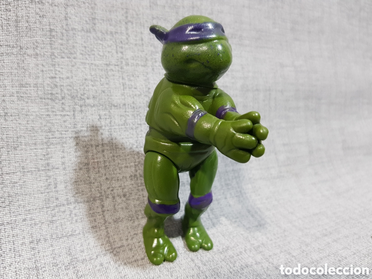 Juguetes antiguos y juegos de colecci&oacute;n: PINZA TORTUGA NINJA TMNT DONATELLO. FIGURA DE GOMA AGARRE TIPO PITIPINZAS, VIRIKIKIS, MONCHHICHI.