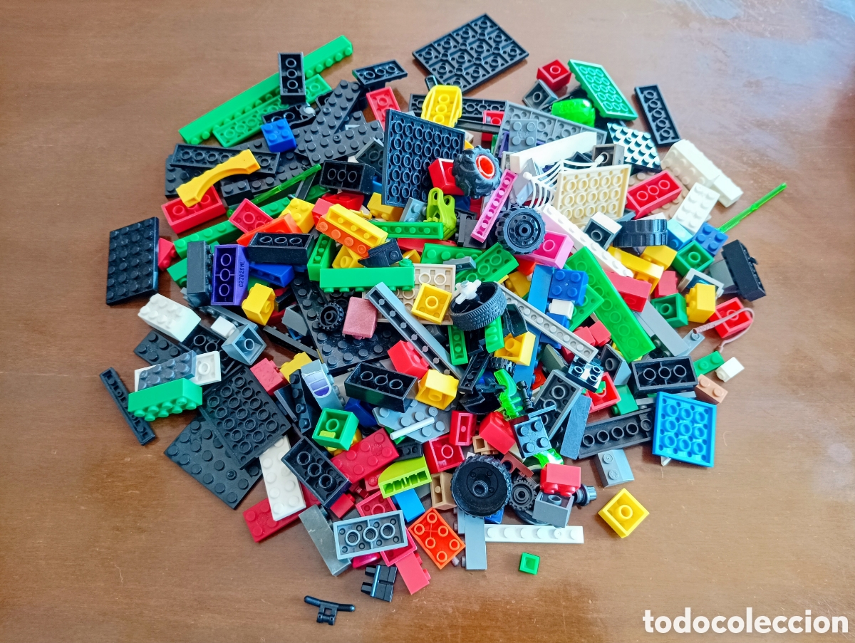 Juguetes antiguos y juegos de colecci&oacute;n: Lote de piezas compatible con Lego