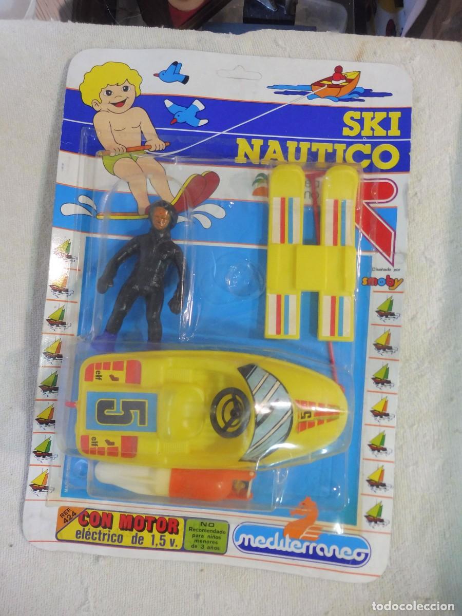 Juguetes antiguos y juegos de colecci&oacute;n: Blister ski n&aacute;utico con motor el&eacute;ctrico ref. 424 mediterr&aacute;neo (made in Spain)