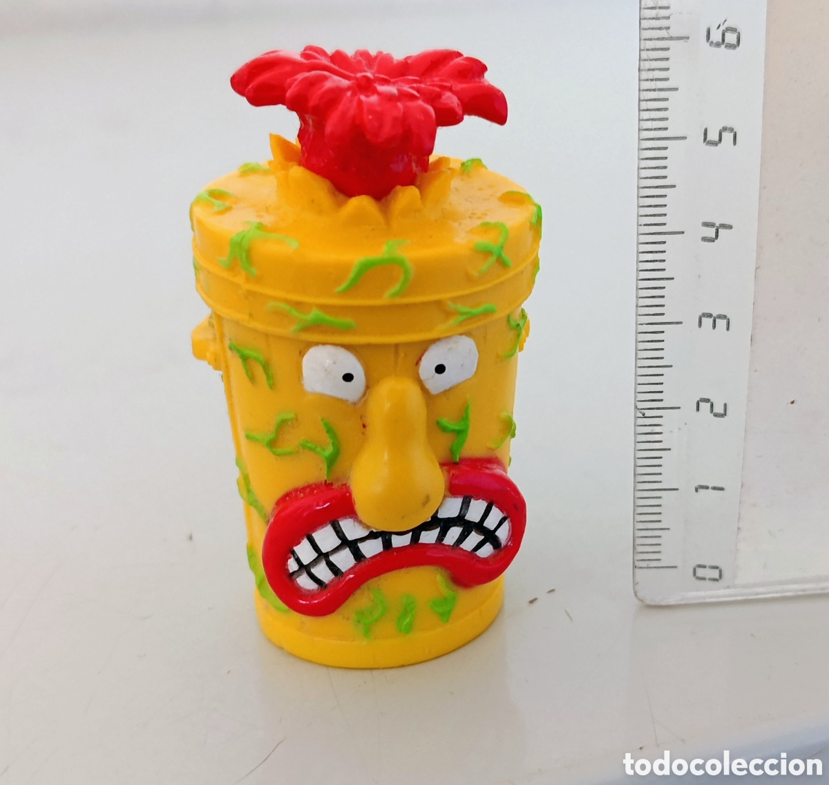 Juguetes antiguos y juegos de colecci&oacute;n: Skifidol cubo basura bid&oacute;n mu&ntilde;eco monstruo figura