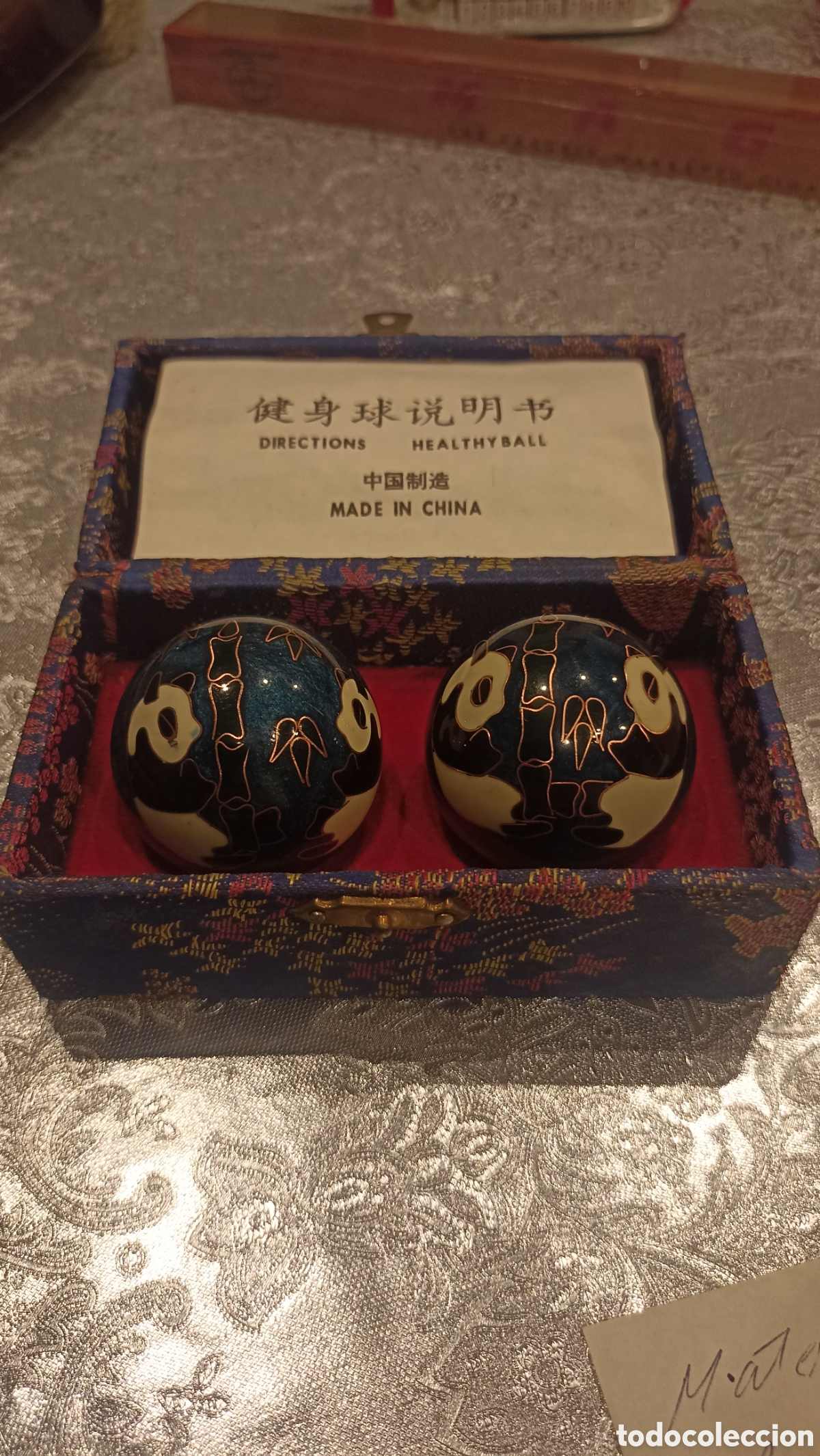Juguetes antiguos y juegos de colecci&oacute;n: Bolas de metal saludable con rstuche