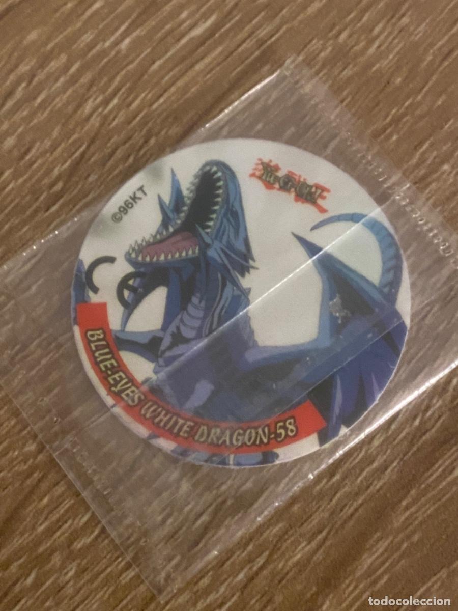 Juguetes antiguos y juegos de colecci&oacute;n: TAZO YU-GI-OH! DUEL BLUE EYES DRAGON DARK MAGICIAN 58