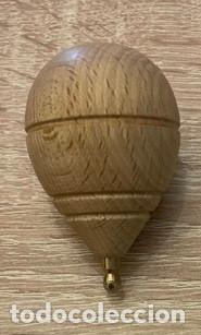 Juguetes antiguos y juegos de colecci&oacute;n: PEONZA MADERA PEQUE&Ntilde;A - TROMPO - 5,5 CM ALTURA