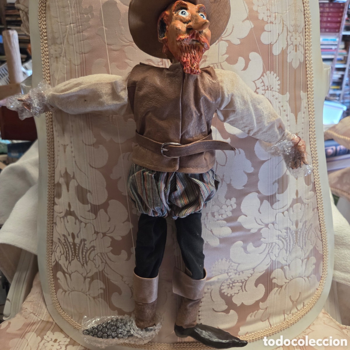 Juguetes antiguos y juegos de colecci&oacute;n: ANTIGUA MARIONETA DE DON QUIJOTE RESINA Y TELAS ARTESANAL 43 CM NUEVA EN CAJA