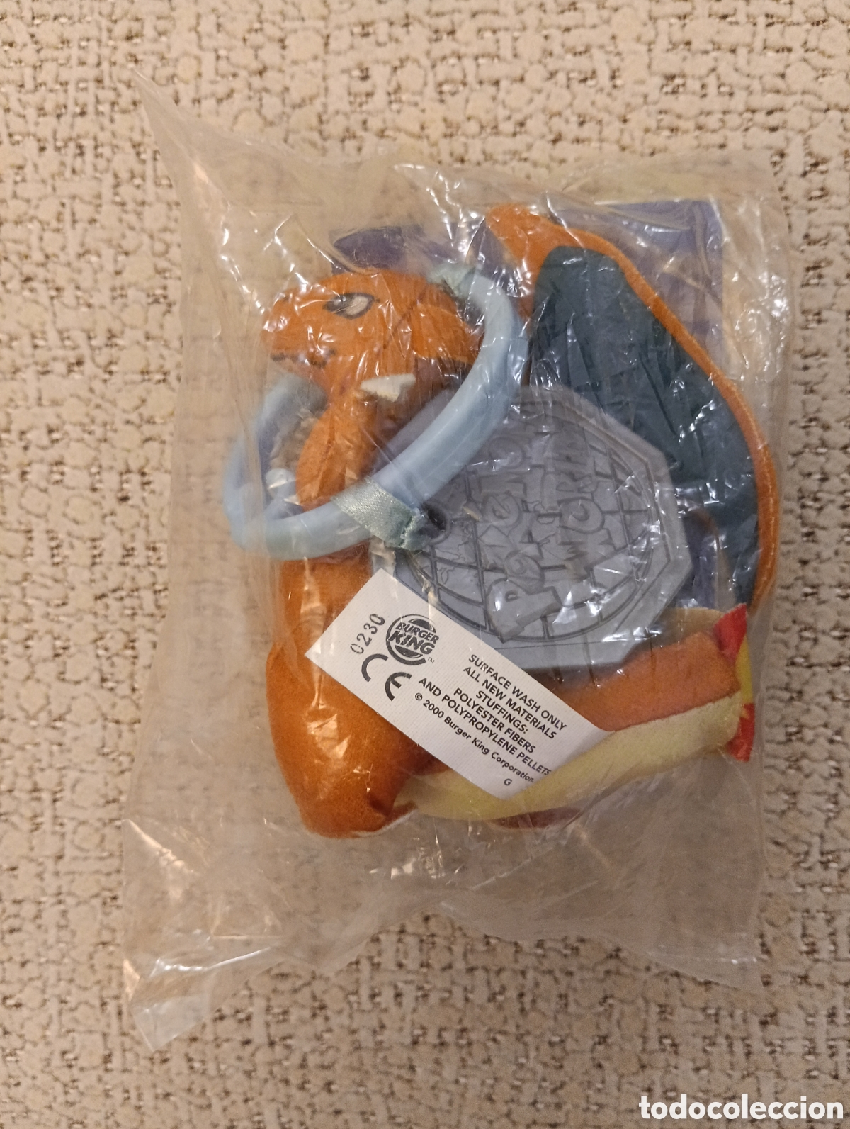 Juguetes antiguos y juegos de colecci&oacute;n: Peluche Pok&eacute;mon Charizard Burguer King