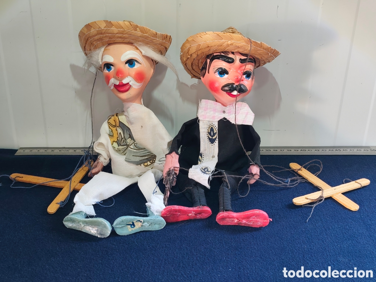 Juguetes antiguos y juegos de colecci&oacute;n: Pareja de Marionetas / T&iacute;teres Vintage Mexicanos (Sombrero de Paja - 30 cm)