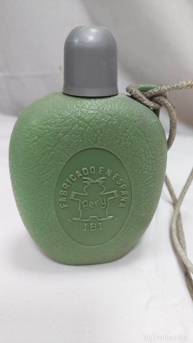 Juguetes antiguos y juegos de colecci&oacute;n: Cantimplora de juguete Pery IBI