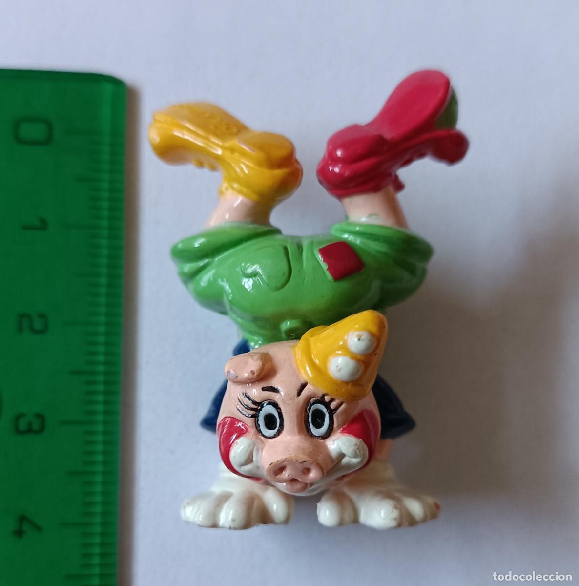 Juguetes antiguos y juegos de colecci&oacute;n: FIGURA HUEVO SORPRESA CERDO CIRCO clown MU&Ntilde;ECO MINIATURA PIG CERDITO payasete payaso
