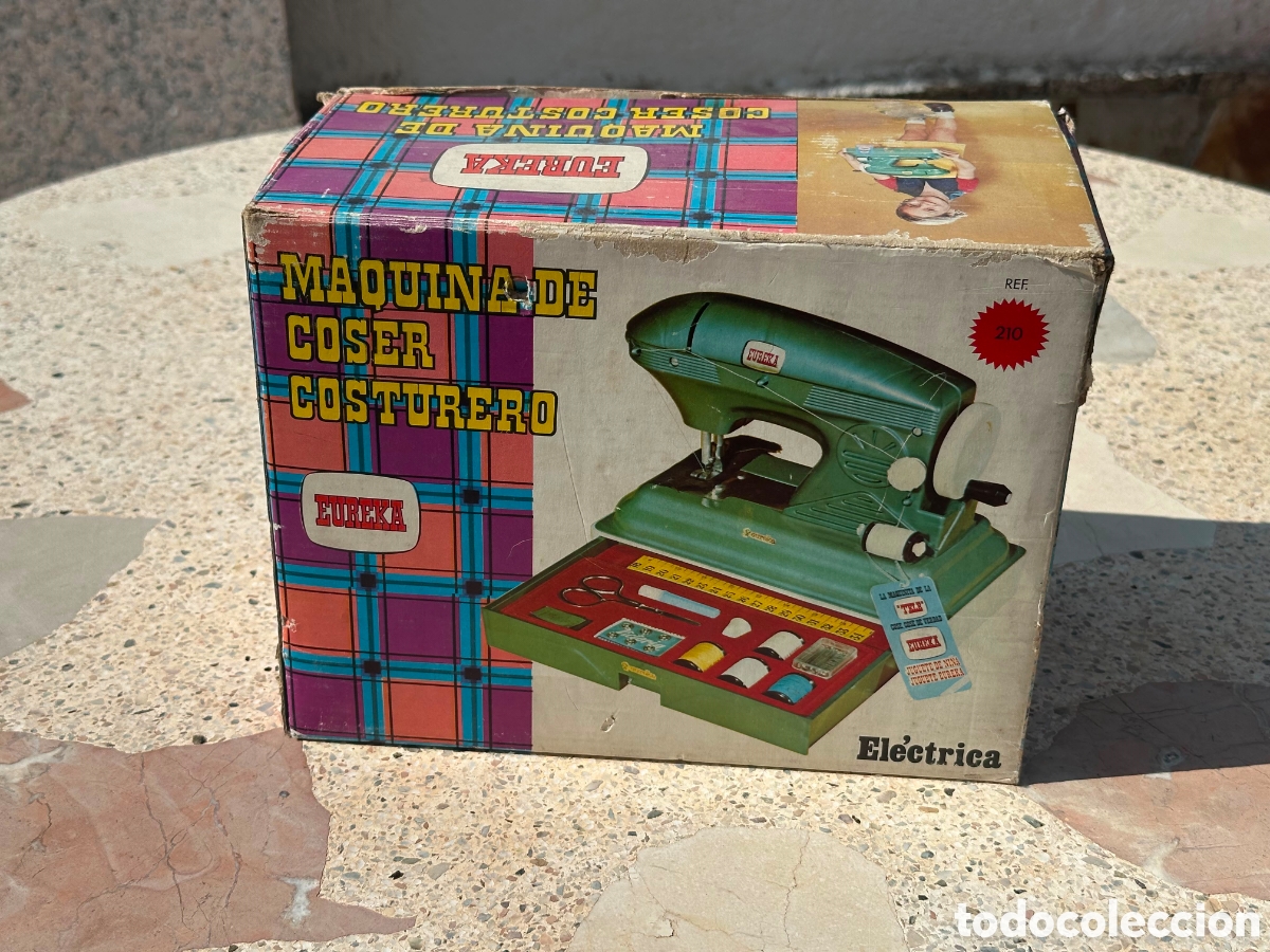 Juguetes antiguos y juegos de colecci&oacute;n: M&aacute;quina de coser Eureka vintage