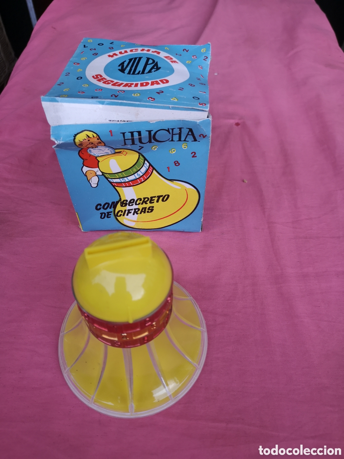 Juguetes antiguos y juegos de colecci&oacute;n: VILPA. HUCHA CAMPANA CON SECRETO. SE HA BORRADO EL N&Uacute;MERO. CAJA ROTA. SIN USAR. A&ntilde;os 70.