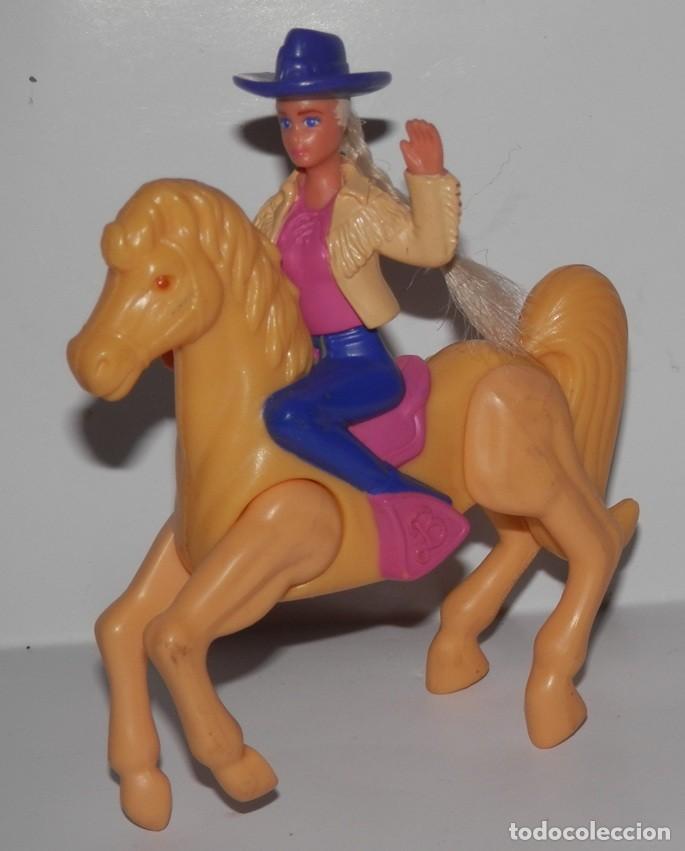 Juguetes antiguos y juegos de colecci&oacute;n: FIGURA VINTAGE DE LA MCDONALD'S SERIE BARBIE