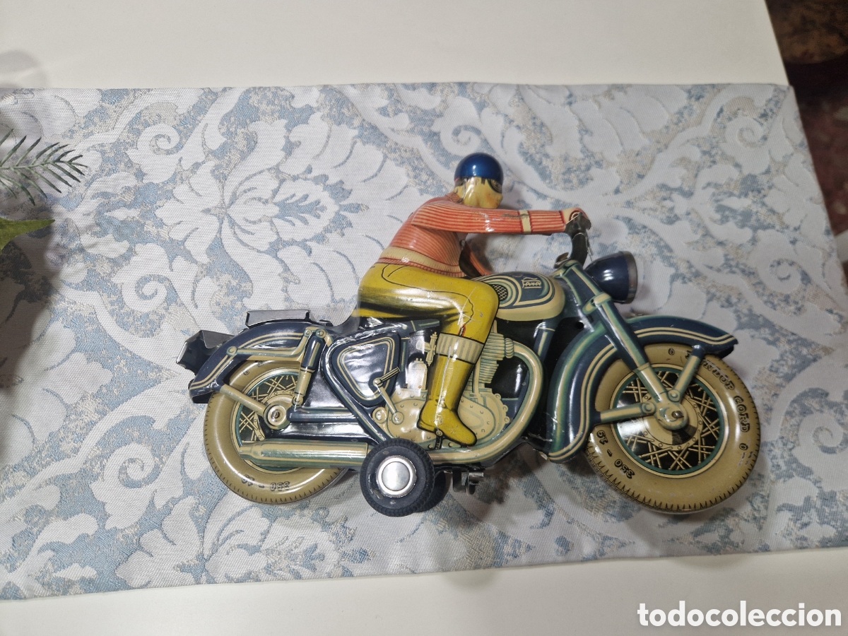 Juguetes antiguos y juegos de colecci&oacute;n: Moto paya 807 hojalata