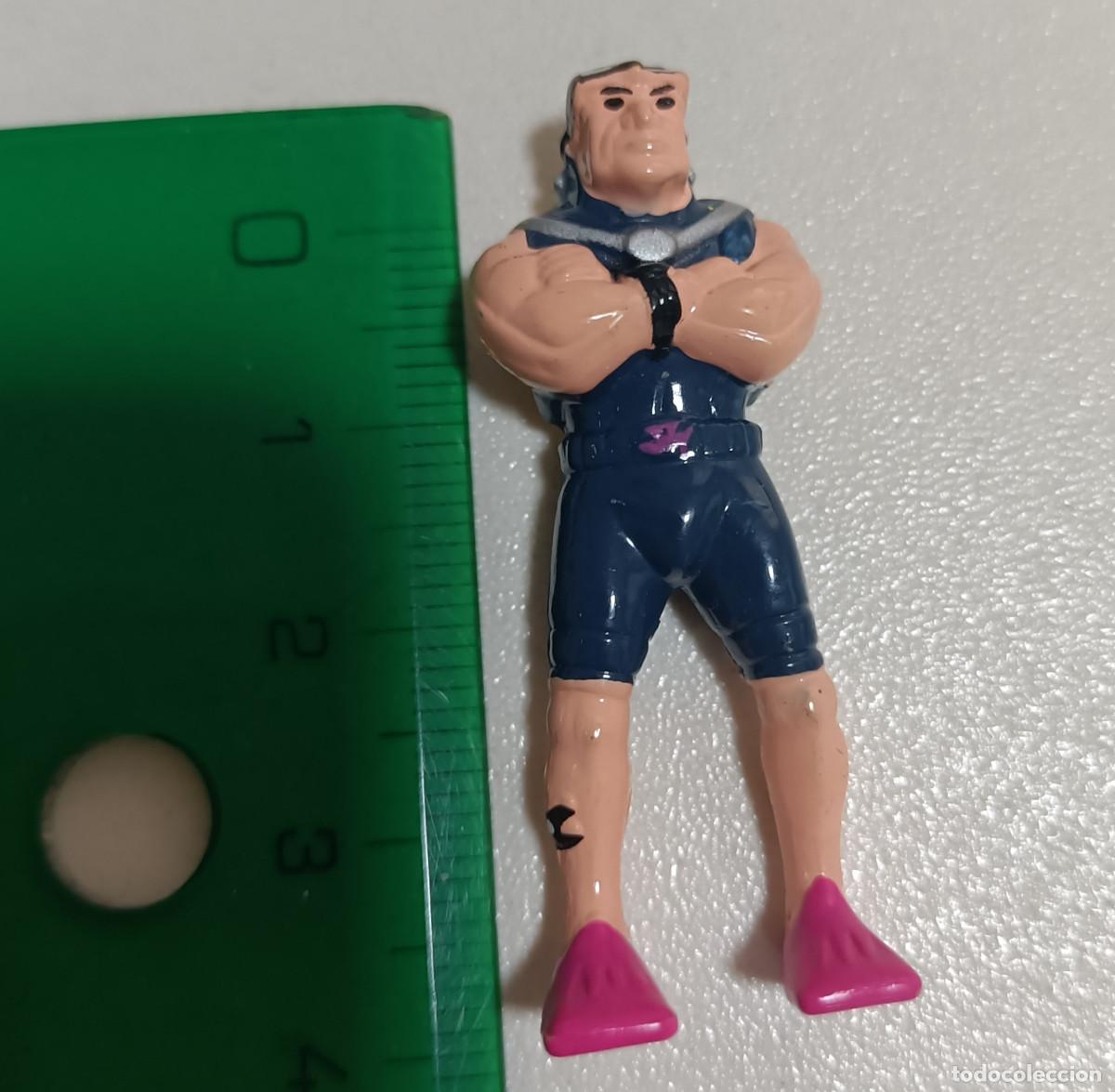 Juguetes antiguos y juegos de colecci&oacute;n: figura buzo mu&ntilde;eco miniatura mini forzudo musculoso maligno buenorro