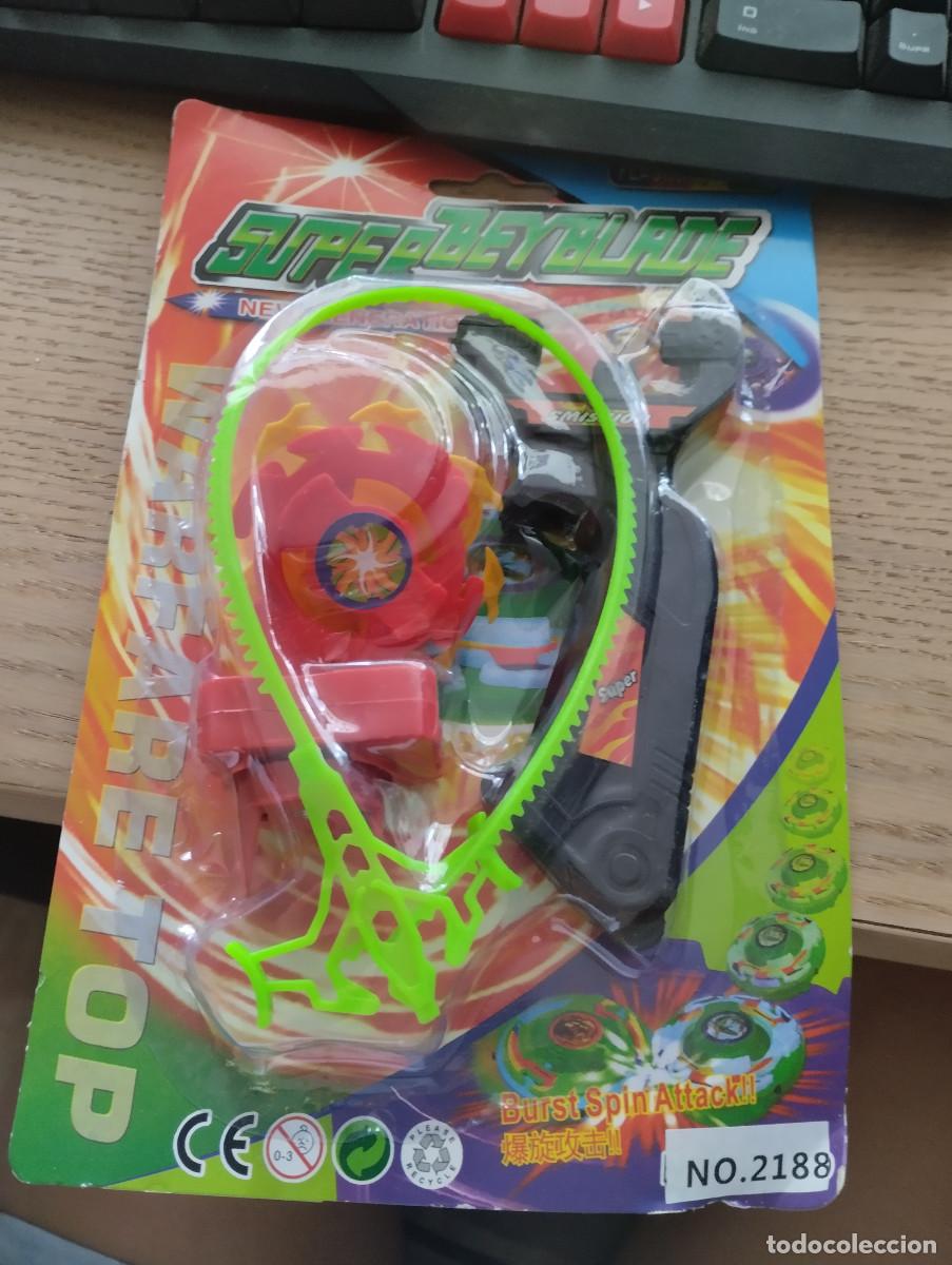 Juguetes antiguos y juegos de colecci&oacute;n: super beyblade en su blister sin abrir