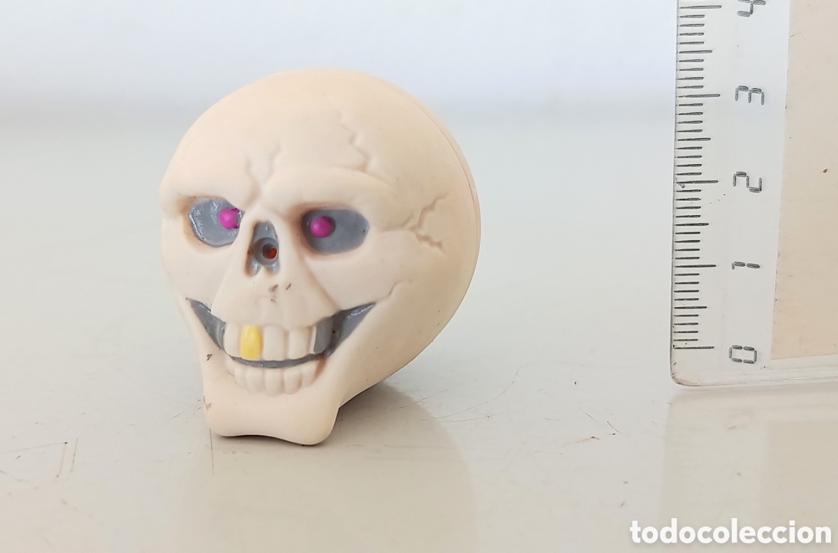 Juguetes antiguos y juegos de colecci&oacute;n: Pelota lanza agua calavera cr&aacute;neo esqueleto madballs spit balls figura acci&oacute;n mu&ntilde;eco vintage