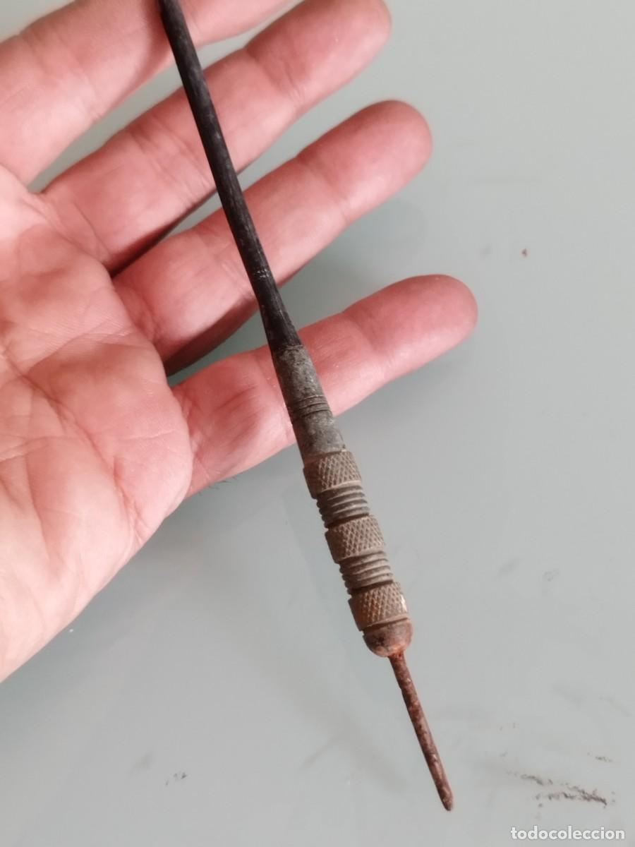 Juguetes antiguos y juegos de colecci&oacute;n: Antigua punta de dardo.