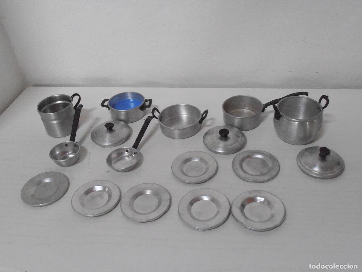 Juguetes antiguos y juegos de colecci&oacute;n: LOTE CACHARRITOS DE COCINA JUGUETE, CAZUELAS, CAZOS Y PLATOS, V-8, A&Ntilde;OS 70