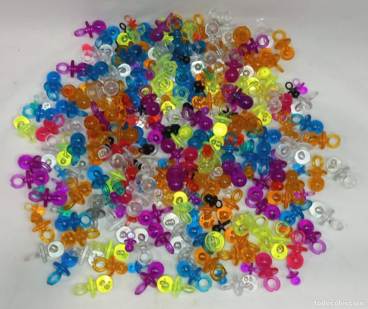 Juguetes antiguos y juegos de colecci&oacute;n: GRAN LOTE DE 260 PEQUE&Ntilde;OS CHUPETES DE COLORES Y 2 TAMA&Ntilde;OS - RESTO DE KIOSKO A&Ntilde;OS 80