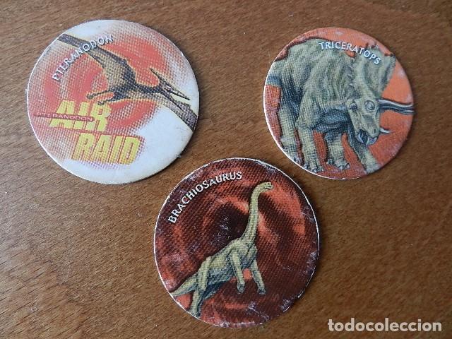 Jouets Anciens et Jeux de collection: Lote 3 Tazo Jurassic park III n&ordm; 2 13 y 16 Pteranodon Triceratops Brachiosaurus Phoskitos caps