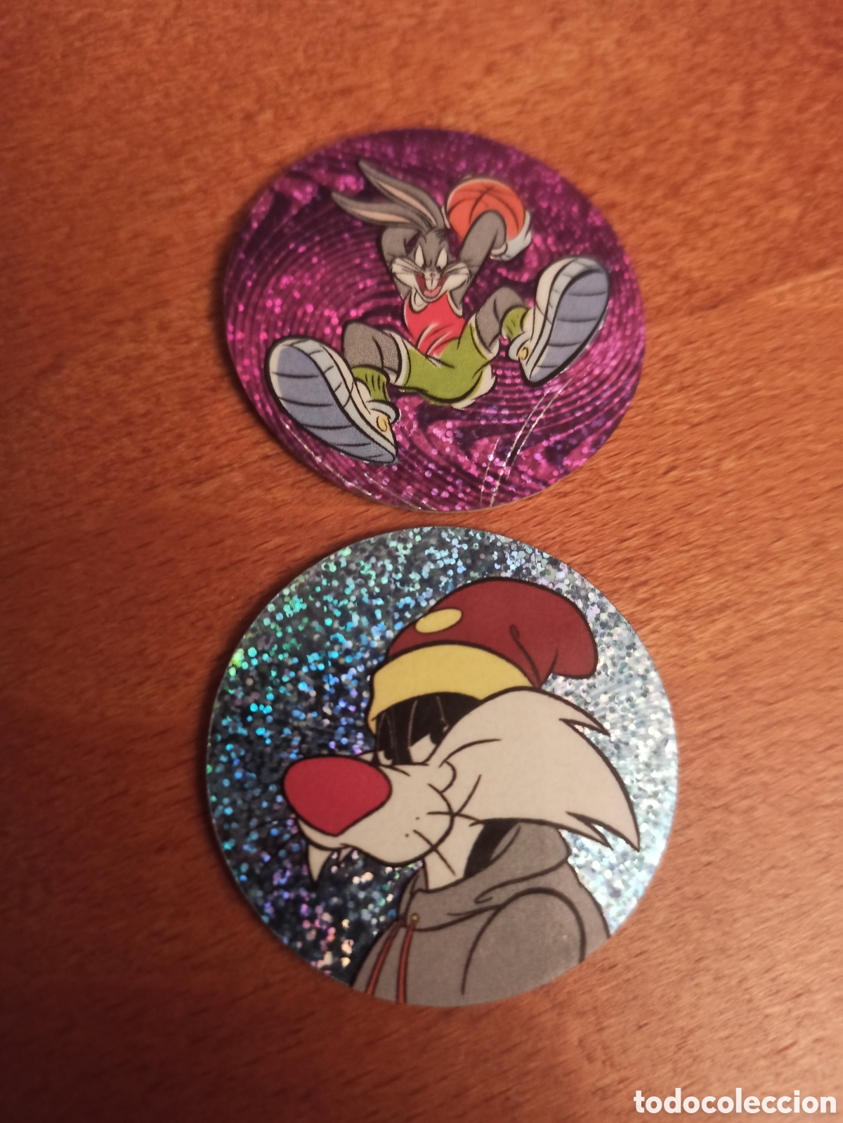 Juguetes antiguos y juegos de colecci&oacute;n: Lote 2 tazos loonazos boomer 58 Bugs Bunny y 82 Sylvester