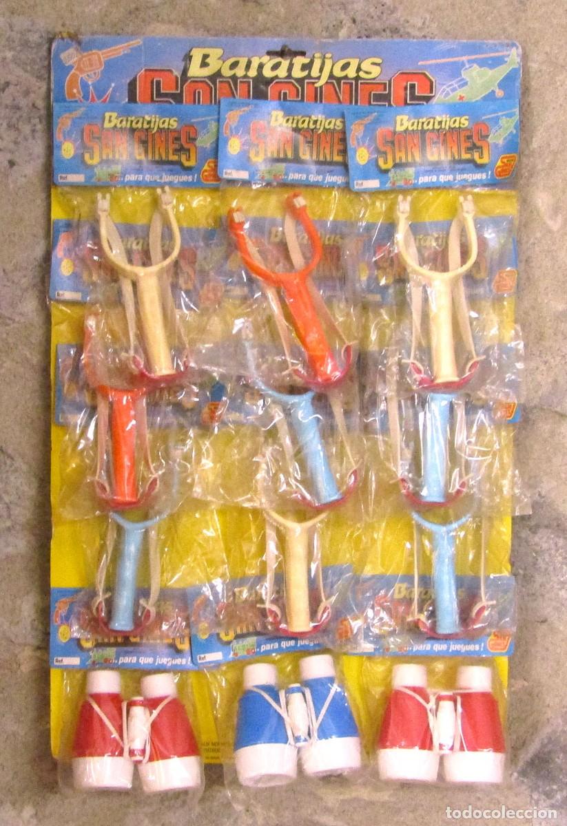 Juguetes antiguos y juegos de colecci&oacute;n: ANTIGUO EXPOSITOR DE BARATIJAS SAN GINES - COMPLETO: TIRACHINAS Y PRISM&Aacute;TICOS - JUGUETERIA QUIOSCO